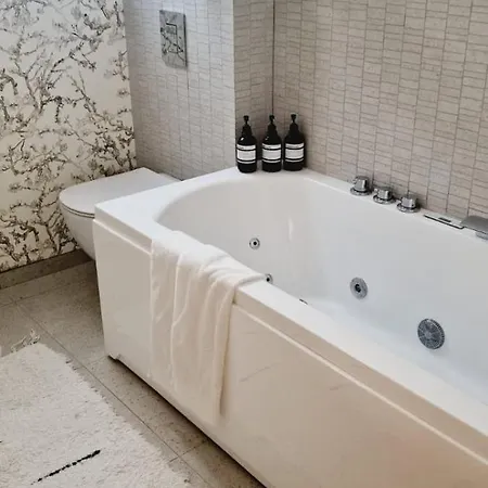 Avec Piscine Porto-vecchio Corsica